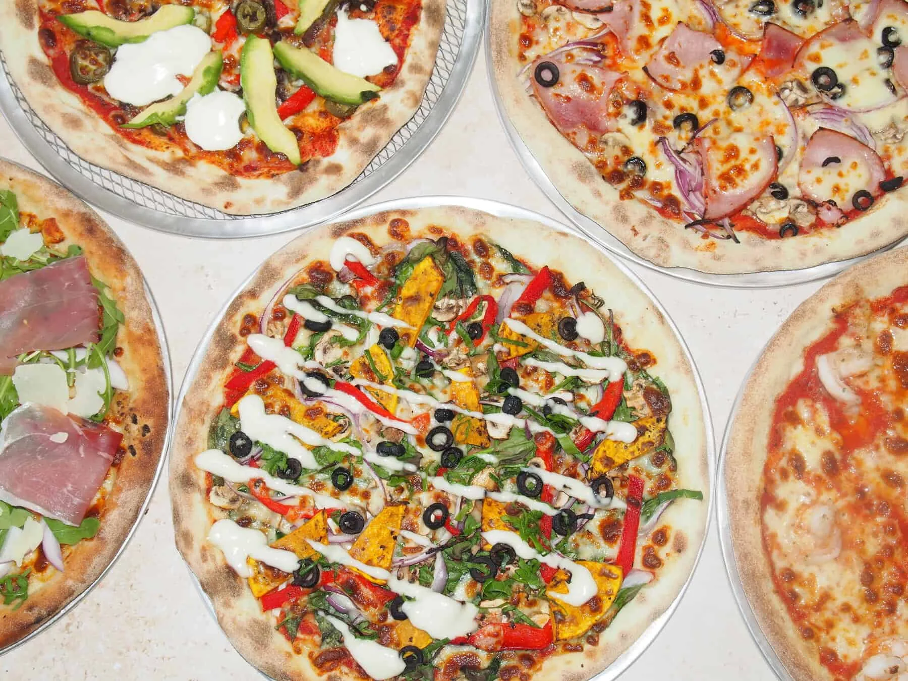 Fresh, Delicious Pizzas for Every Craving